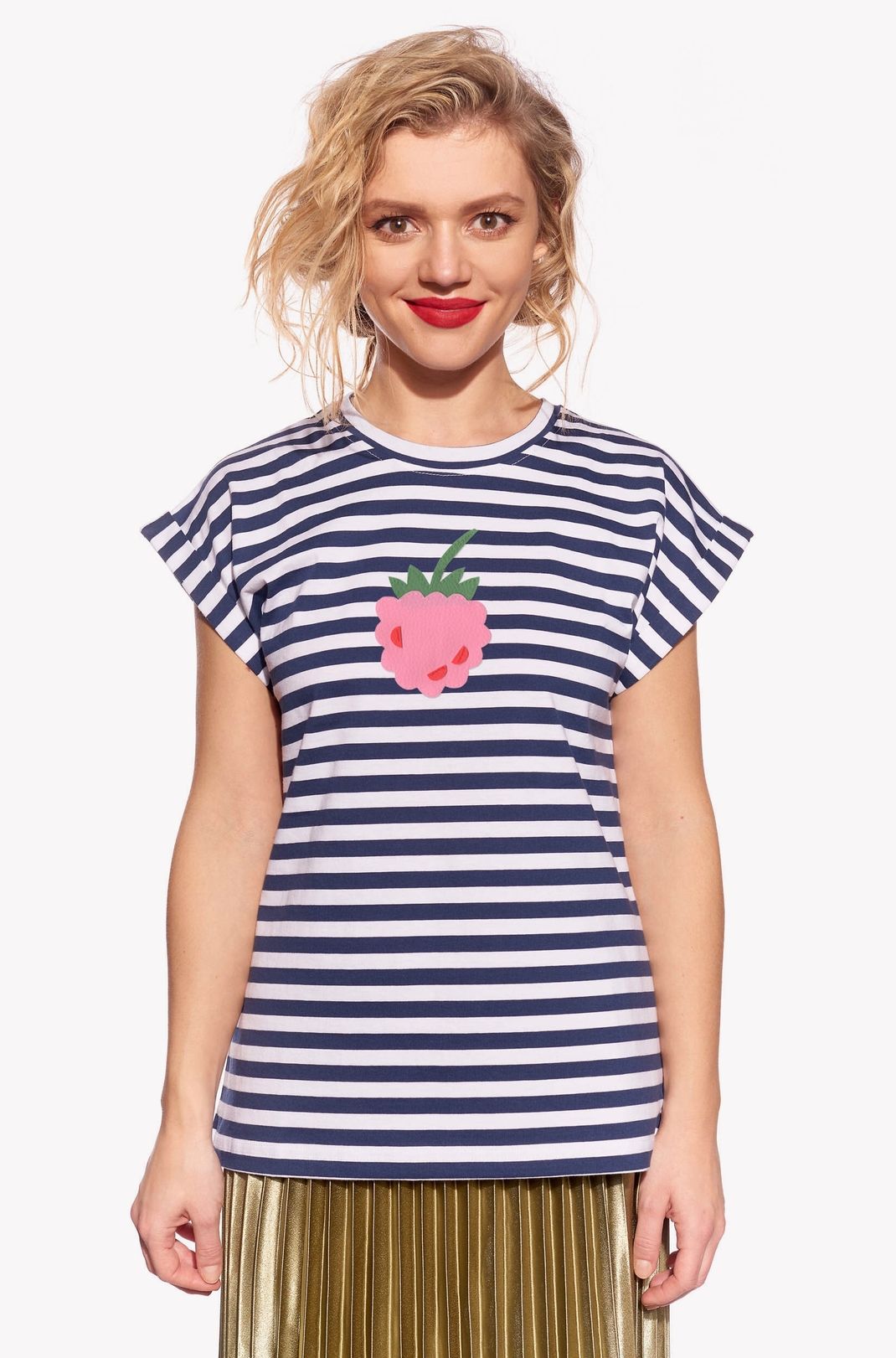 Shirt with raspberry