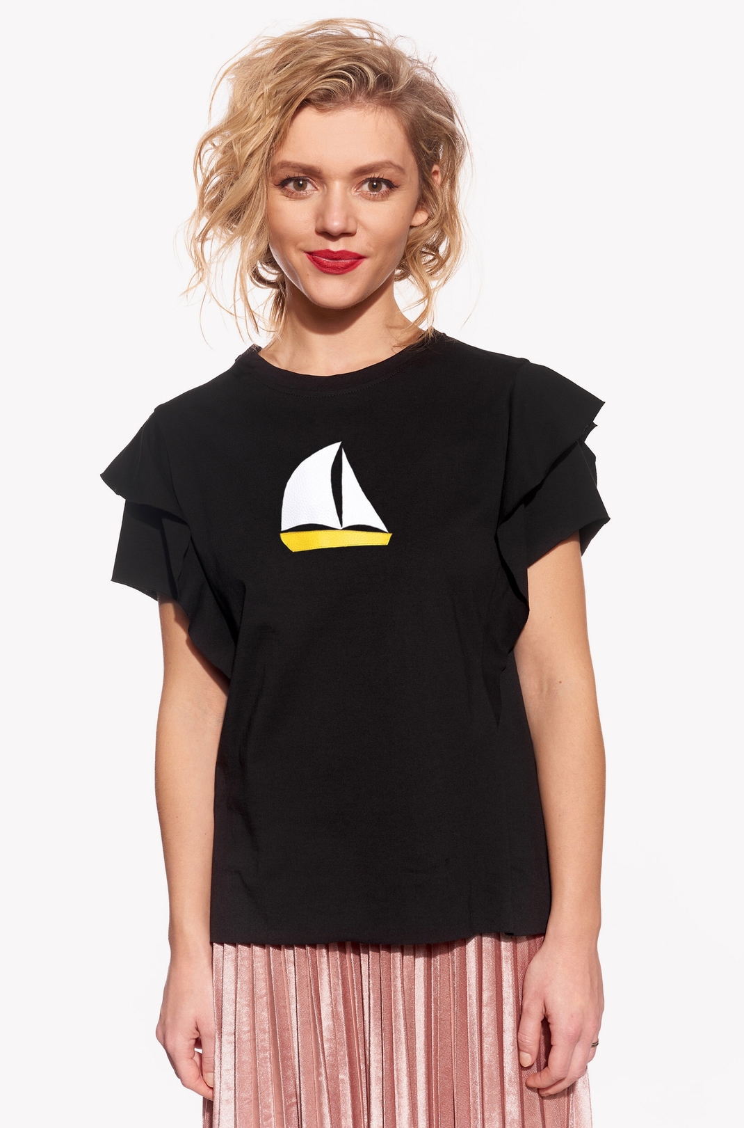 Shirt with sailboat
