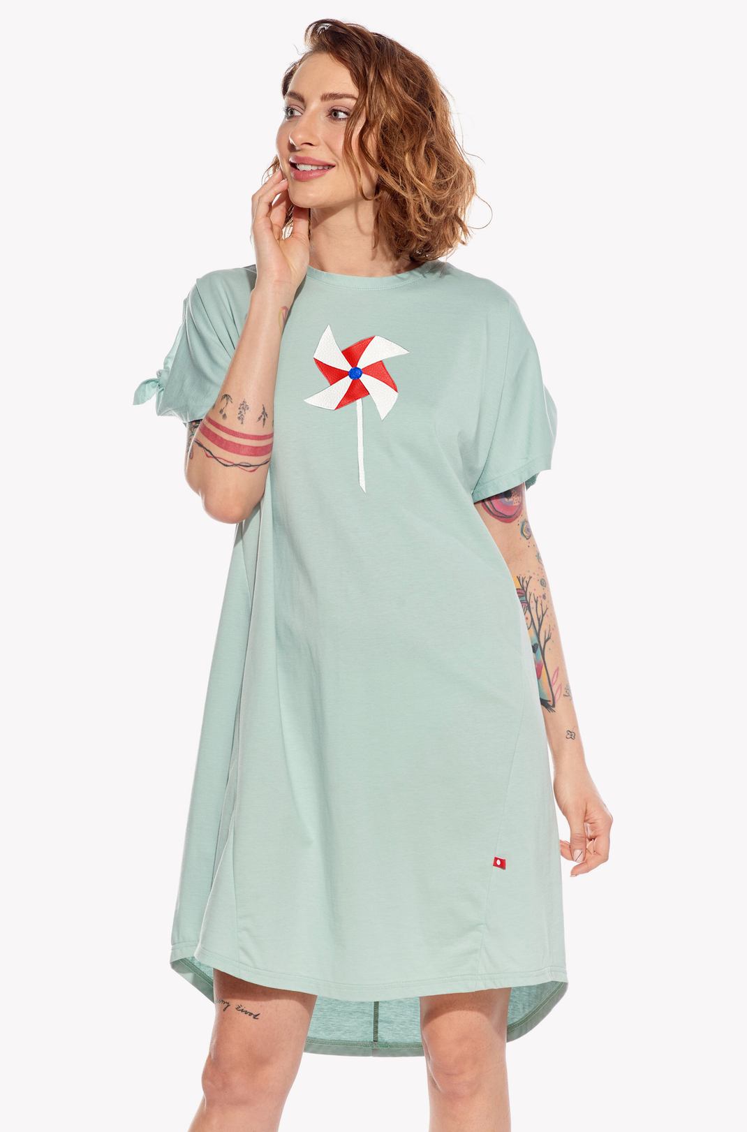 Dresses with paper propeller