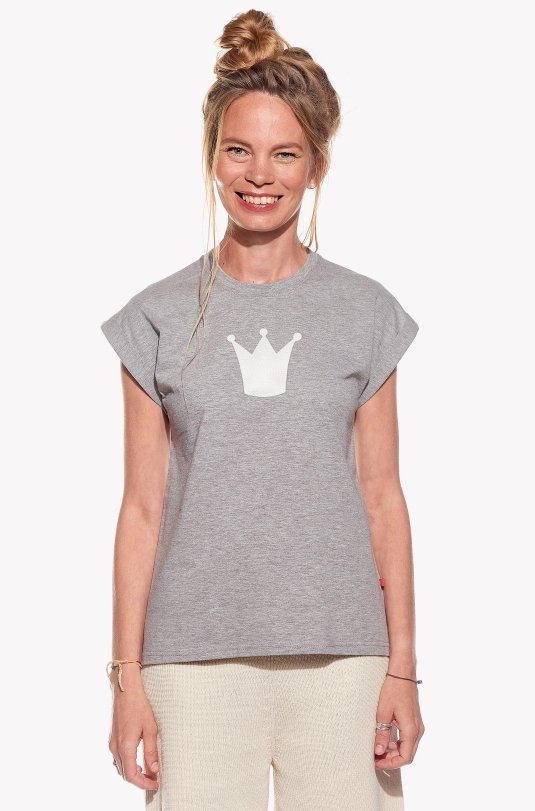 Shirt with crown