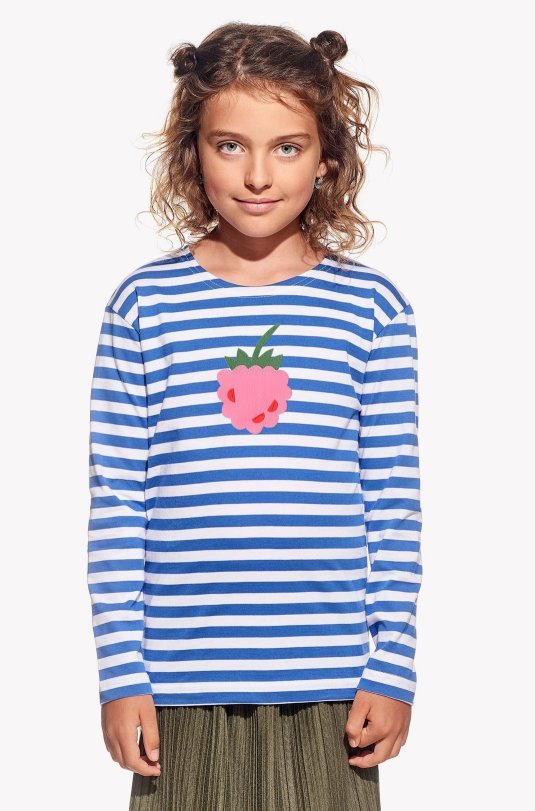 Shirt with raspberry