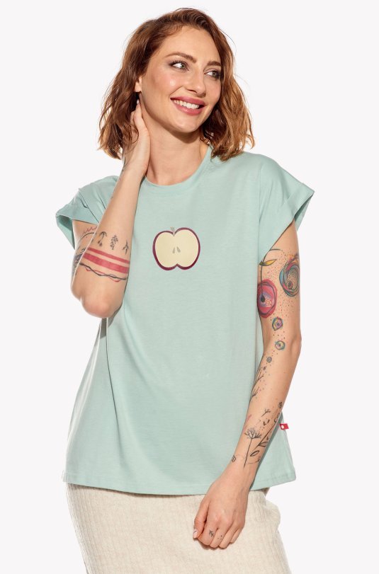 Shirt with apple