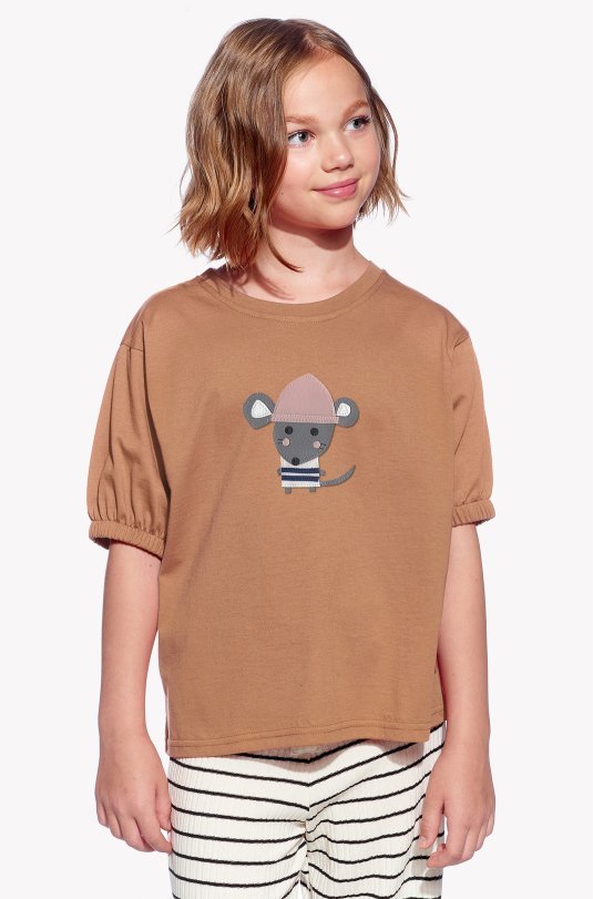 Shirt with a mouse