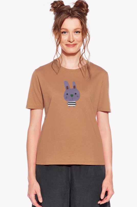Shirt with rabbit