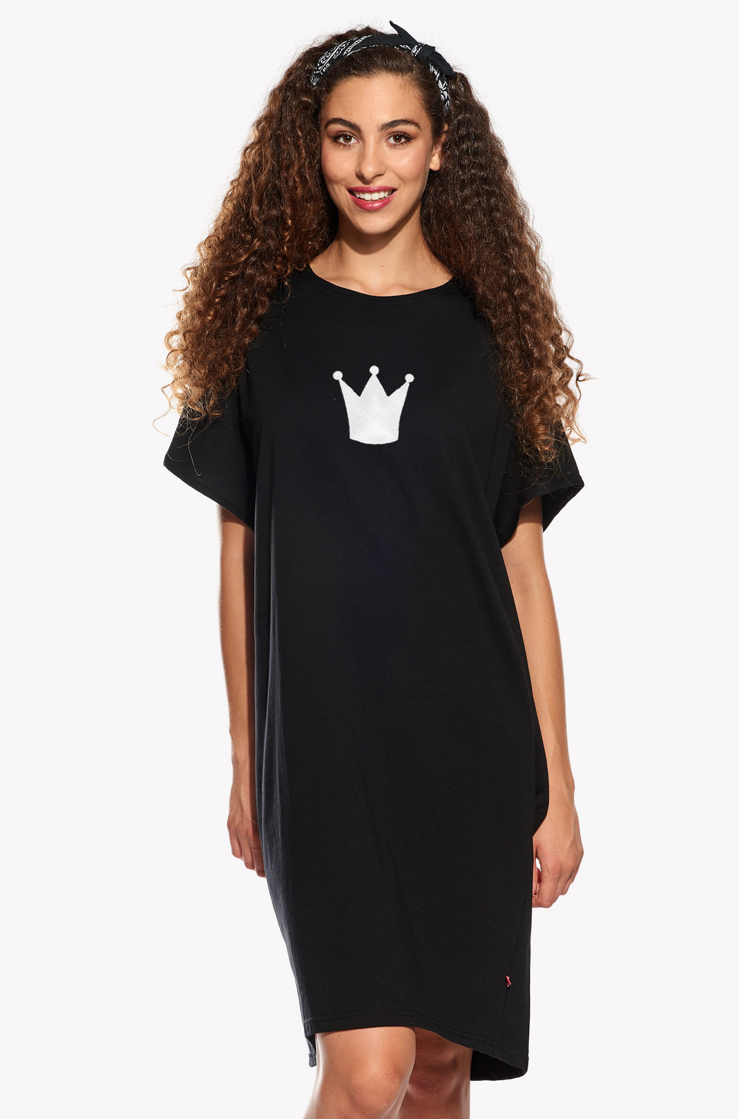 Dresses with crown