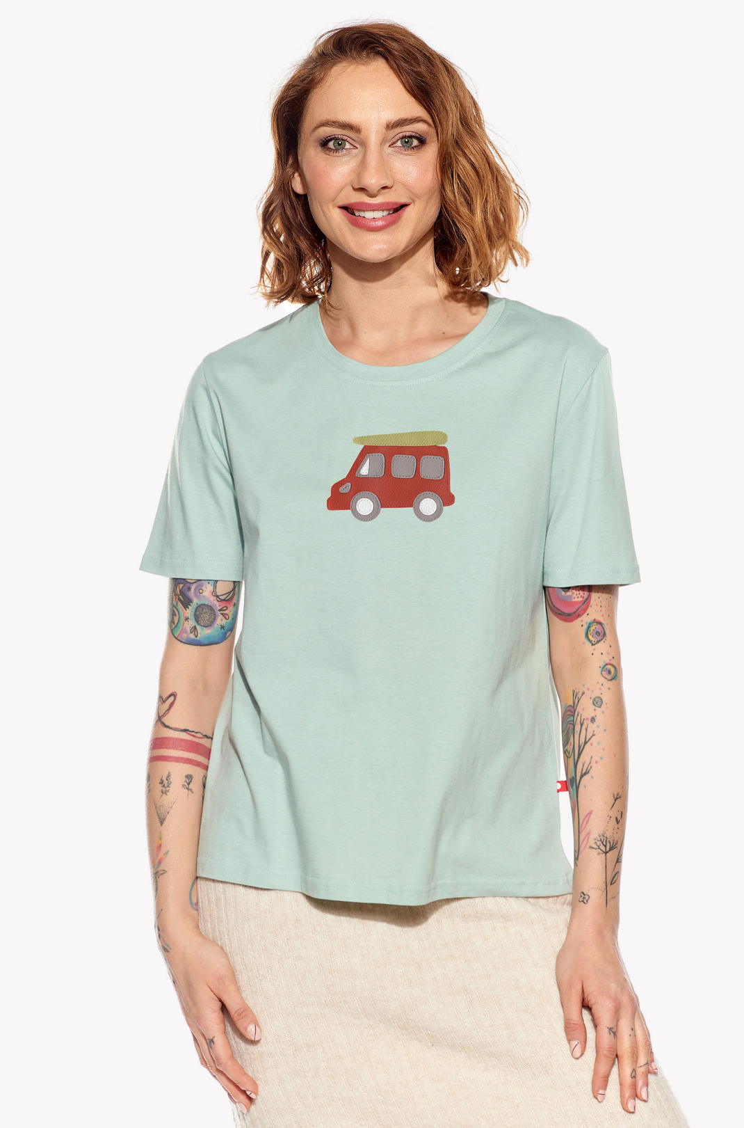 Shirt with caravan