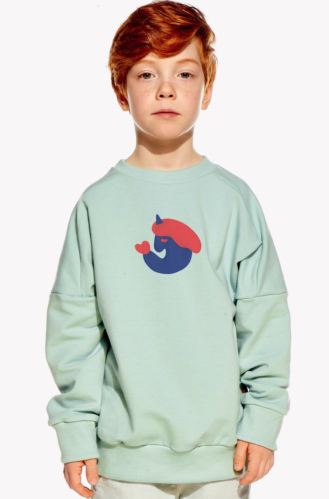 Hoodie a unicorn in love