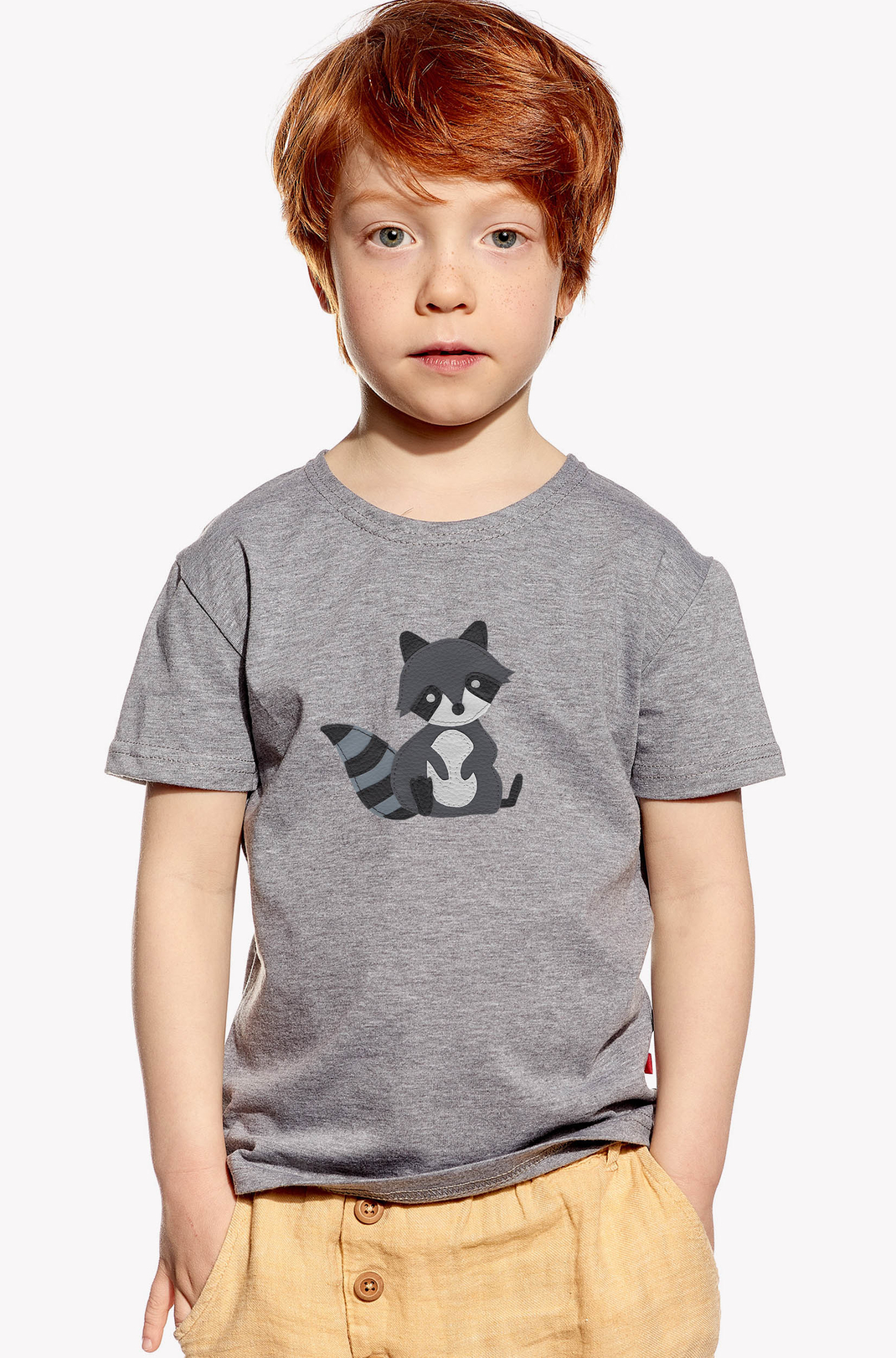 Shirt with raccoon