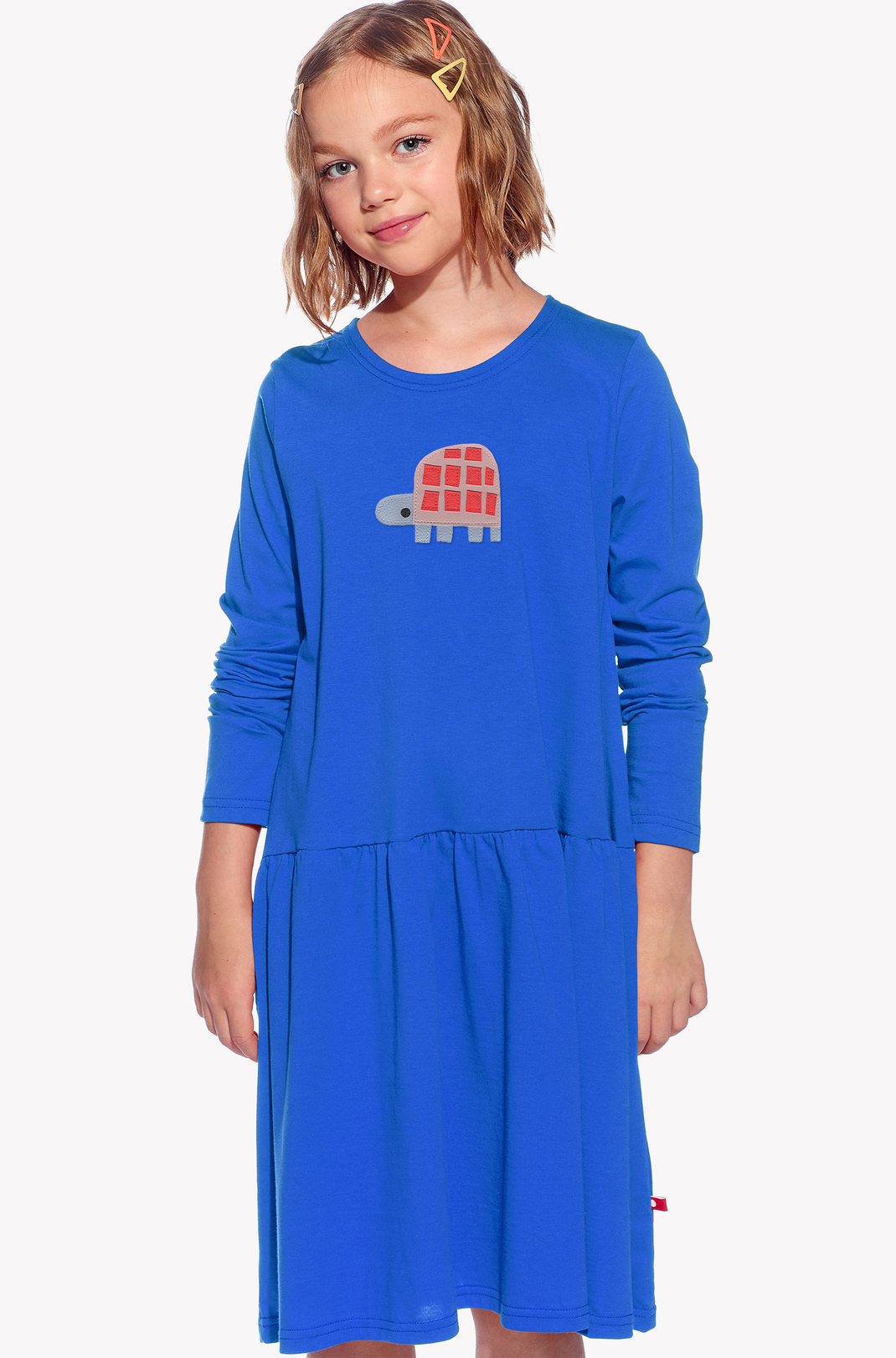 Kleider mit einer Schildkröte