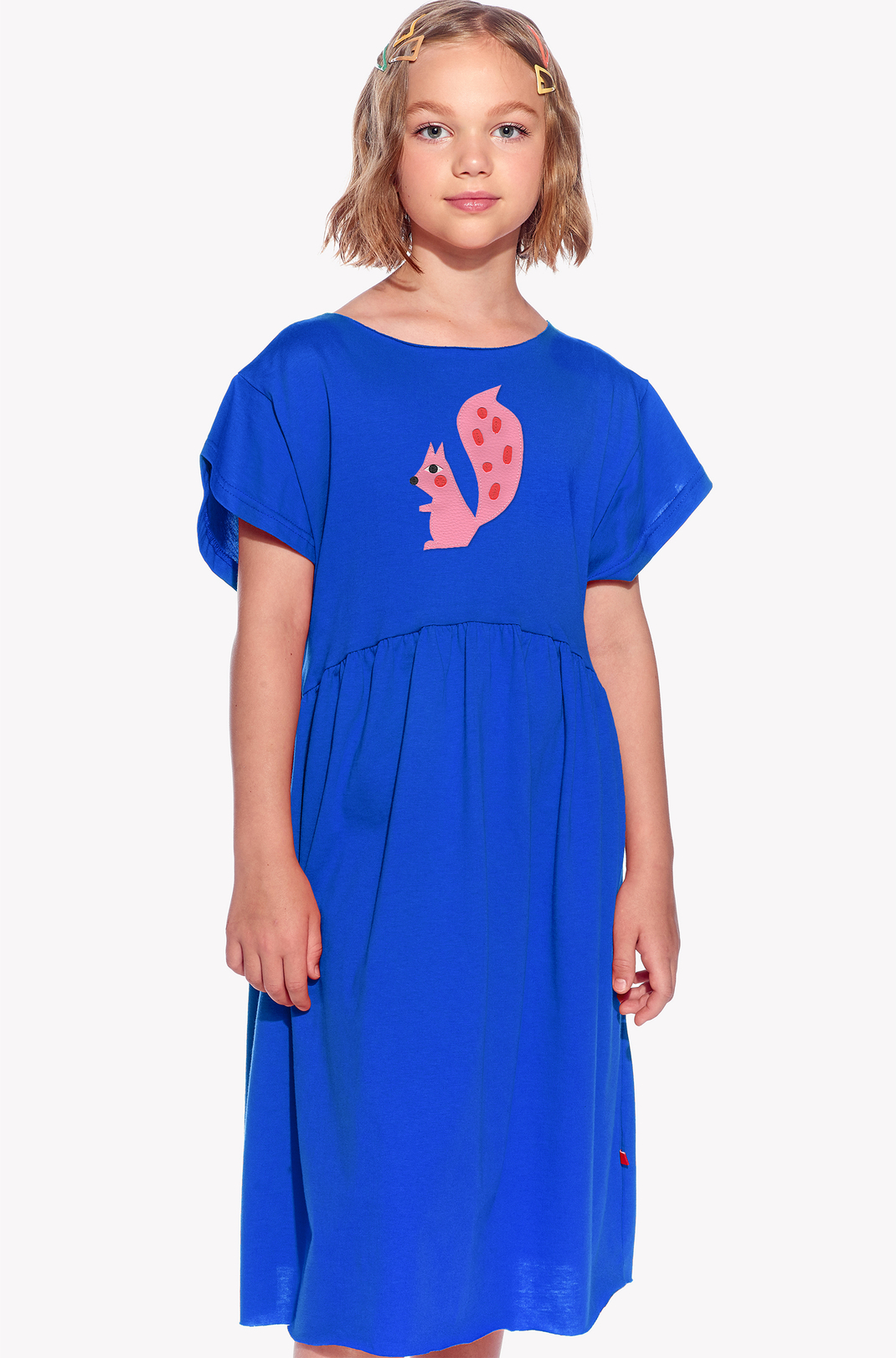 Kleider mit einem Eichhörnchen