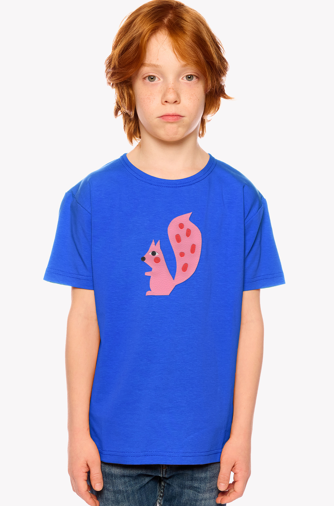 Shirt with a squirrel