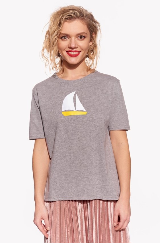 Shirt with sailboat