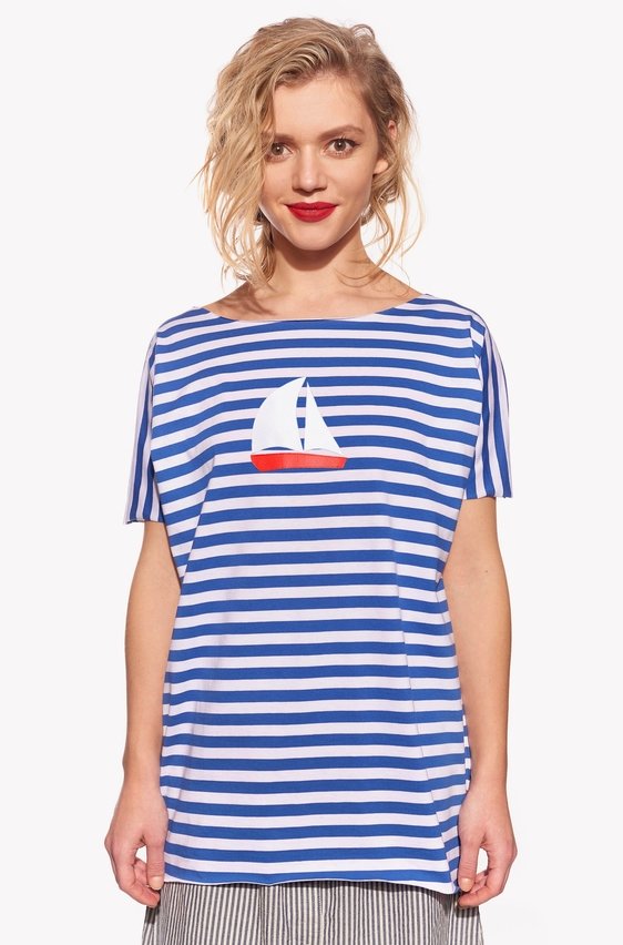 Shirt with sailboat