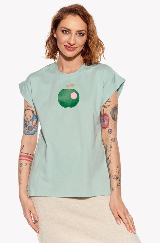 Shirt with apple