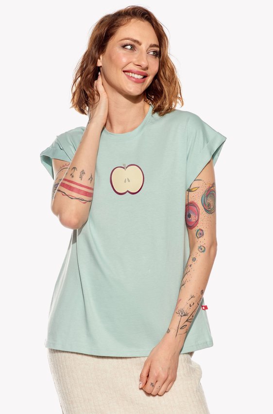 Shirt with apple