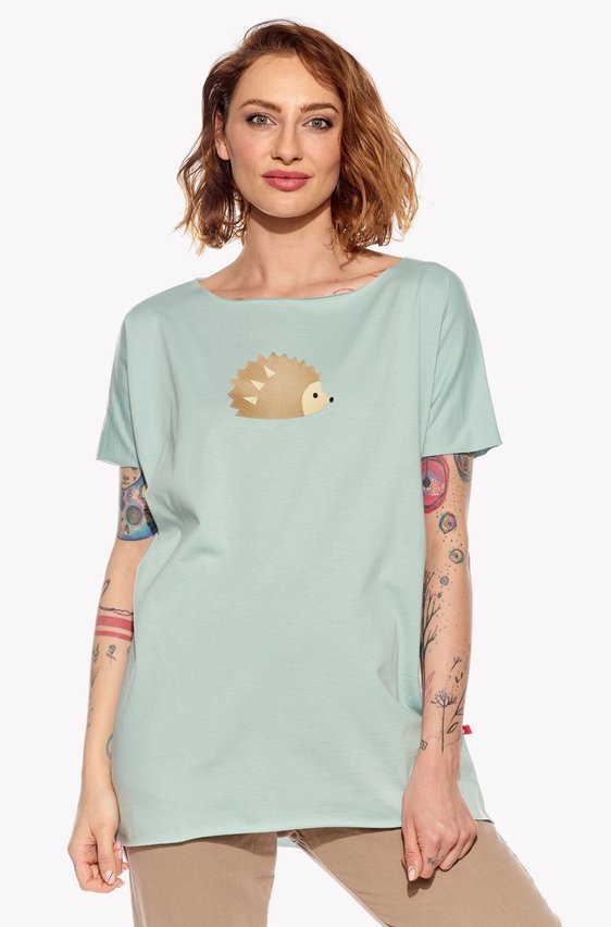 Shirt with hedgehog