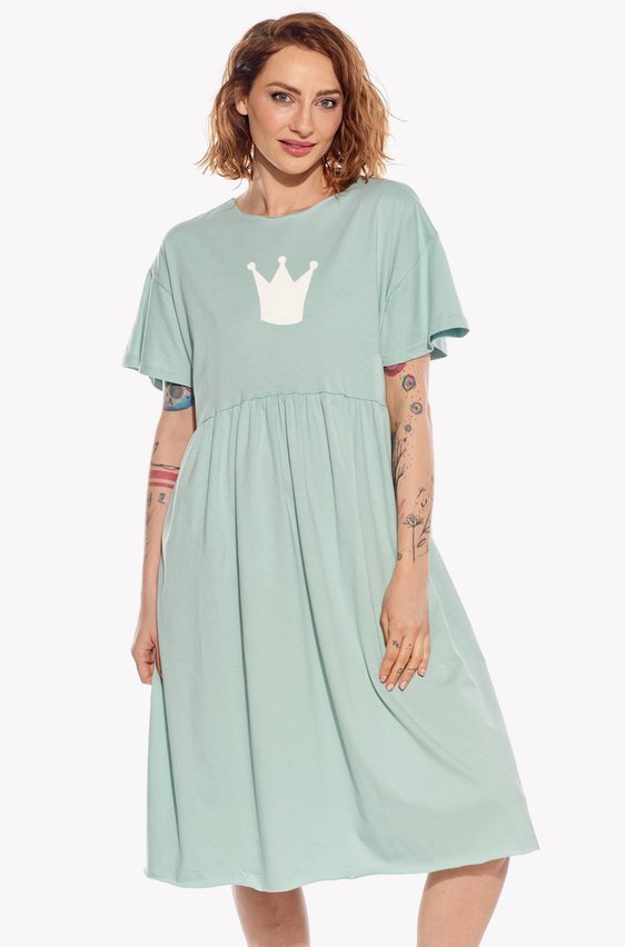 Dresses with crown