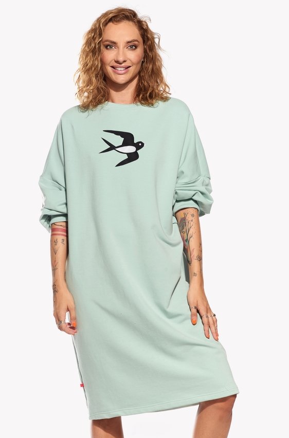 Dresses with swallow