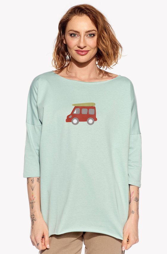 Shirt with caravan